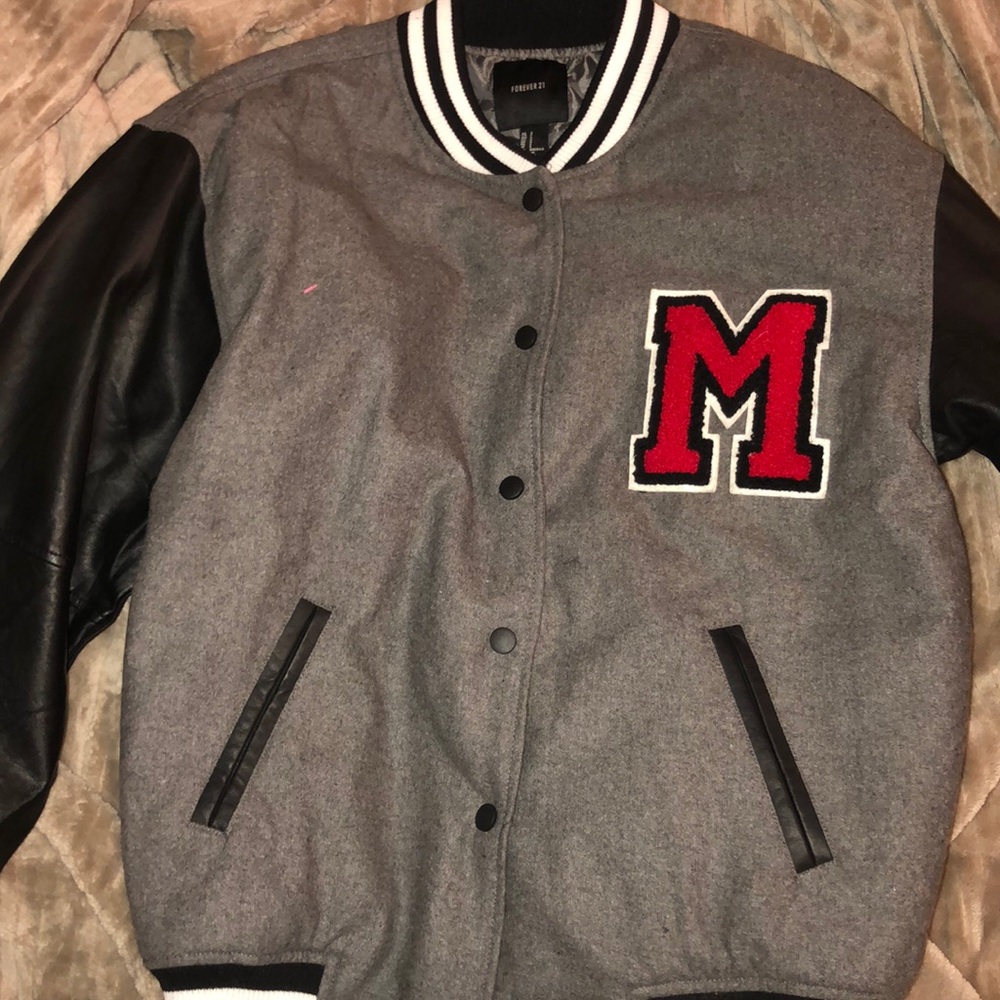 Letterman jacket M decal